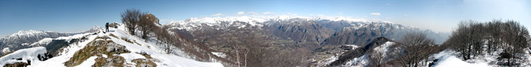 Dalla cresta Zuc di Pralongone-I Canti vista sulla Val Taleggio
